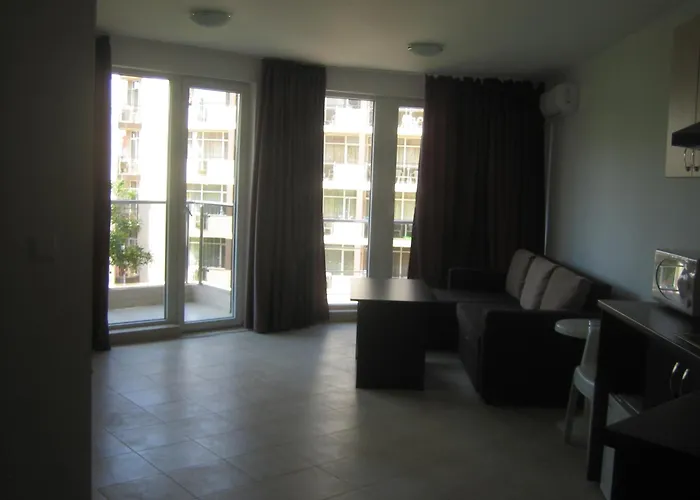 Admiral Plaza Apartments